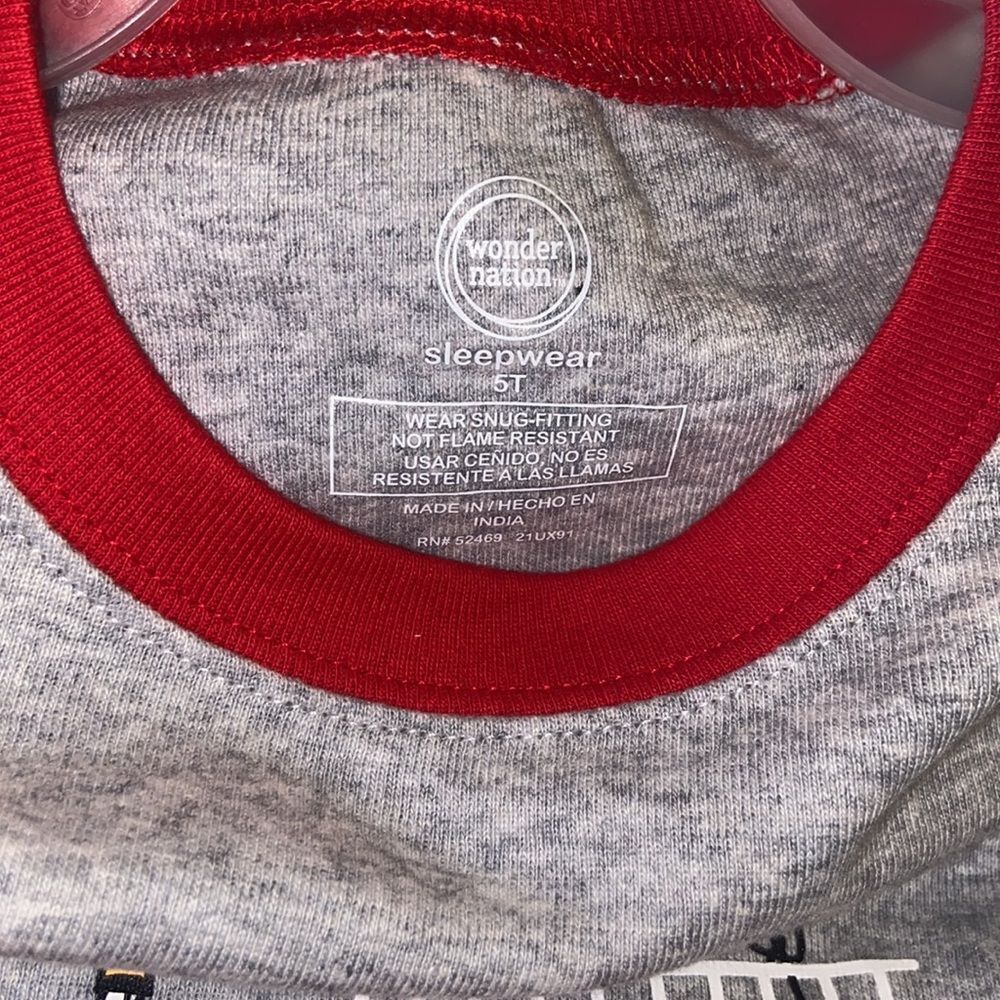 10/$50 Wonder nation sleepwear size 5T - Picture 7 of 7